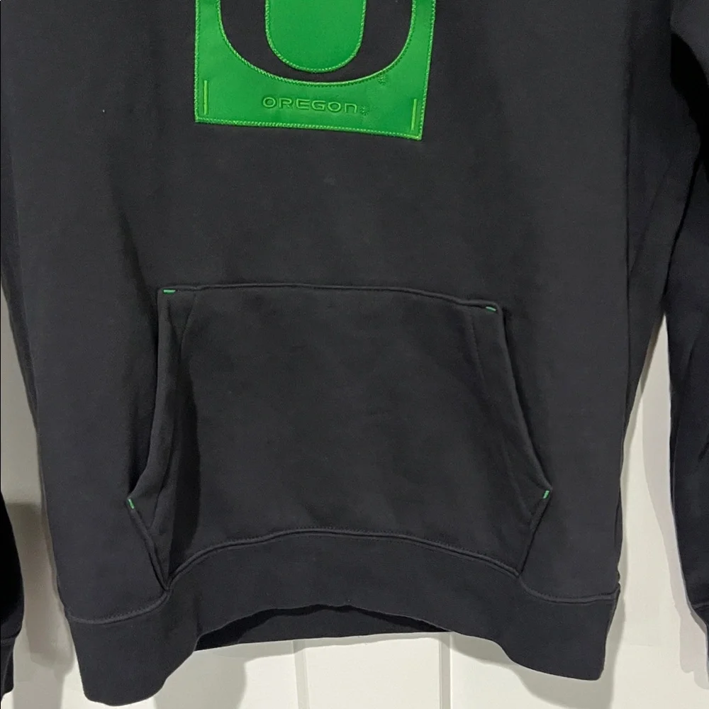 Nike Black Pullover Hoodie with Green Oregon O Logo Sz XS
